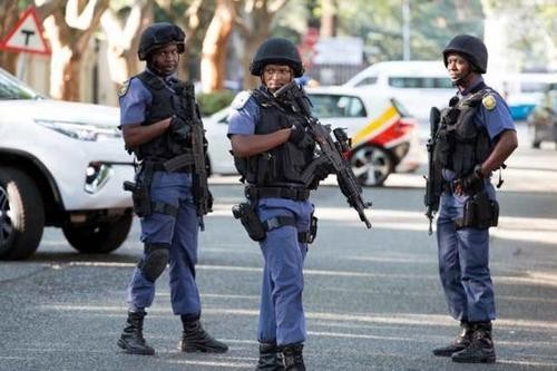南非：警力人员不足 缺口达87000人左右