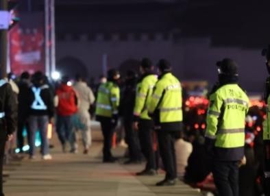 韩世界杯街头助威聚集2.6万人 市政府：无事故发生