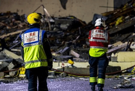 英国泽西岛公寓楼爆炸事故已致7人死亡