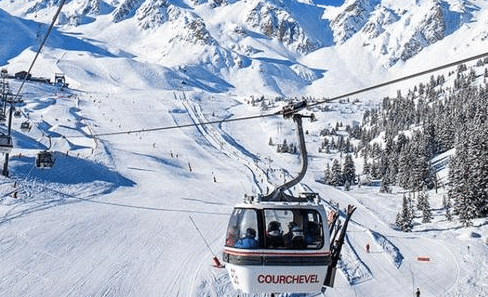 阿尔卑斯山降雨致大量滑雪场地关停