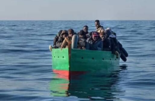 两艘偷渡船在突尼斯海域沉没 至少29人遇难