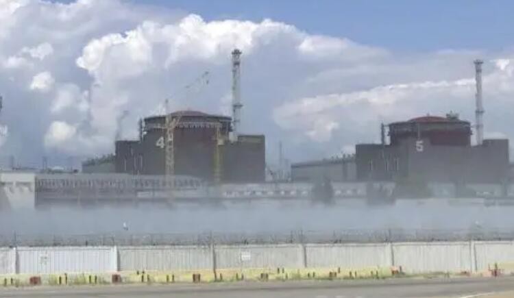 最新动态：原子能机构说大坝受损未对核电站安全构成直接风险 乌方称在东部前线发起进攻