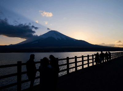 日本富士山新发现！空窗期内其实“悄悄”喷发过6次
