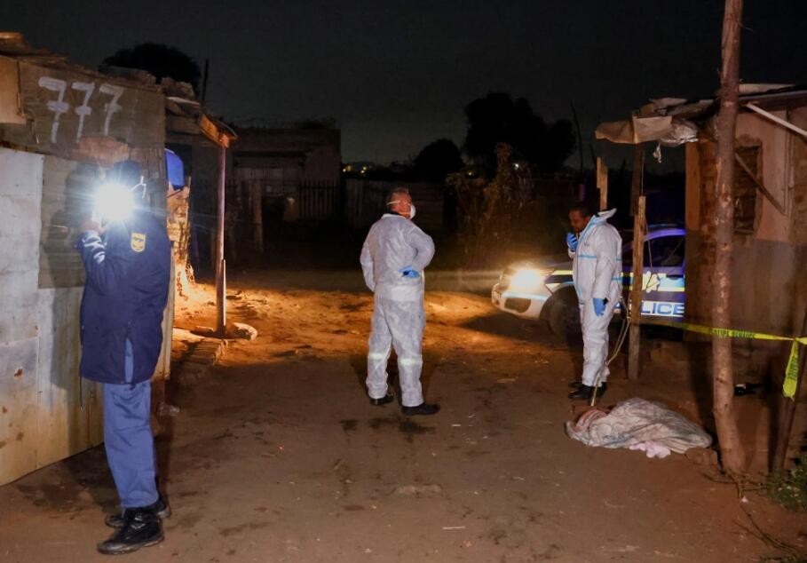 南非发生硝酸气体泄漏事故致24人死亡