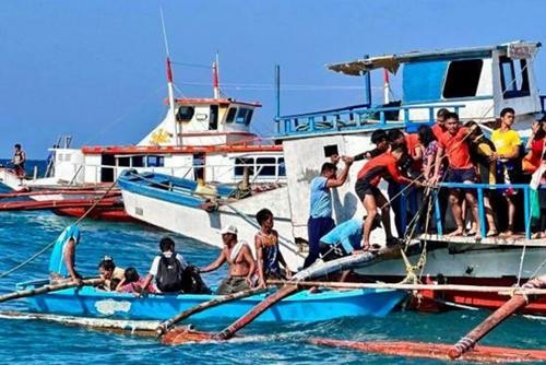 菲律宾一客船沉没致1人死亡 另有94人获救
