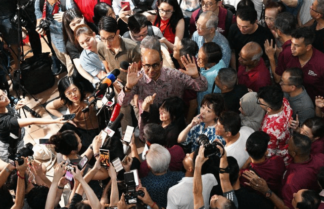 尚达曼当选新加坡总统
