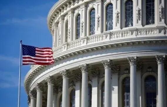 美国国会通过临时拨款法案暂时避免政府“停摆”