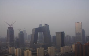 北京发布沙尘蓝色预警：大部分地区有浮尘天气