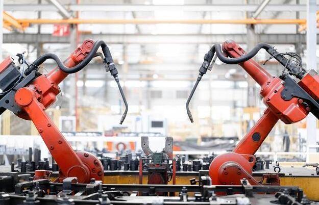 我国连续八年成为全球最大工业机器人消费国