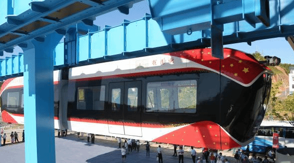 中国首条永磁磁浮轨道交通工程试验线“红轨”竣工