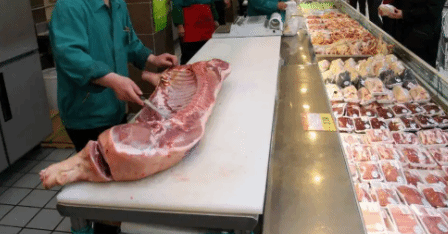 北京18家连锁超市开卖政府储备肉 价格普遍为每斤十余元