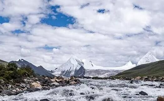 青藏高原生态保护法草案三审 突出雪山冰川冻土等保护