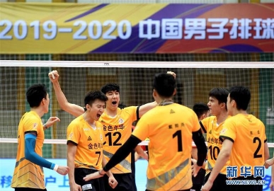 上海男排2-0江苏获联赛冠军 摘队史第十六冠