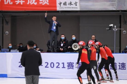 全国短道速滑锦标赛 孙龙徐爱丽获全能冠军