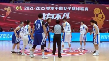 上海女篮逆转山东挺进半决赛 WCBA四强出炉