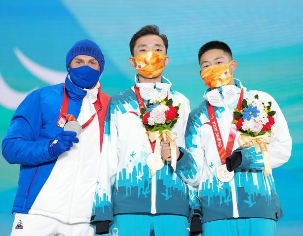 中国代表团再添四金 轮椅冰壶队成功卫冕