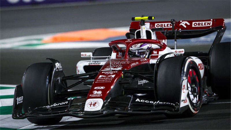 F1沙特站维斯塔潘夺冠 周冠宇第11遗憾未能得分