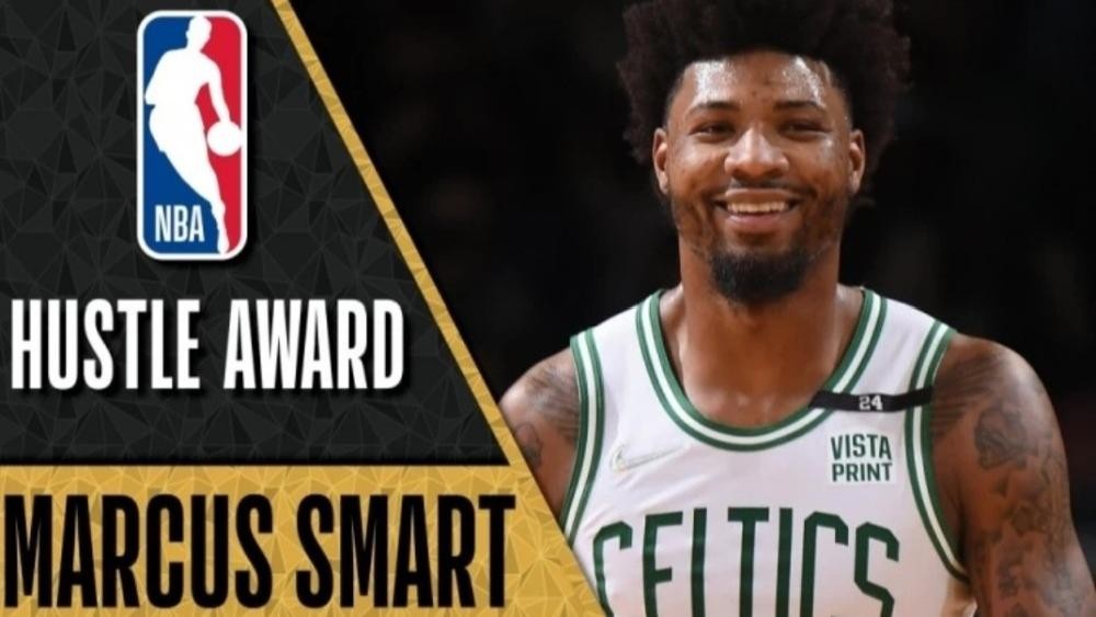 NBA官方：斯玛特获得本赛季最佳拼搏奖