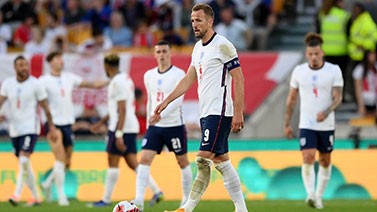 欧国联-绍洛伊双响斯通斯被罚下 英格兰0-4匈牙利