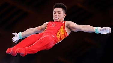 体操亚锦赛拉开战幕 中国男女团体暂列第一