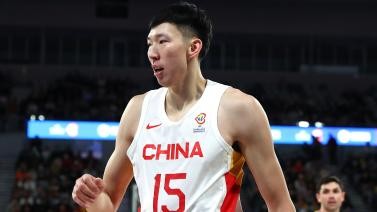 世预赛不敌澳大利亚队 中国男篮获杜锋肯定