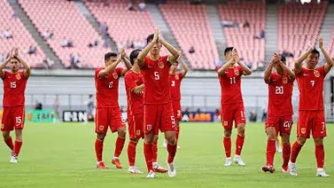中国男足选拔队回国 将以整队方式备战亚运会