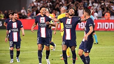 法超杯-梅西拉莫斯破门内马尔双响 巴黎4-0南特夺冠