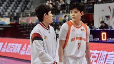 WCBA总决赛：内蒙古终结四川20连胜 1-0夺冠军点