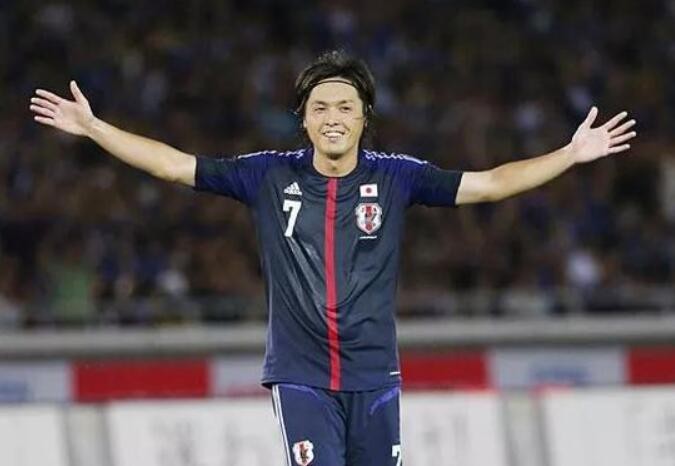 远藤保仁被评为日本J联赛30年最佳球员