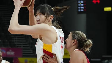 女篮亚洲杯-中国女篮大胜黎巴嫩 小组赛旗开得胜