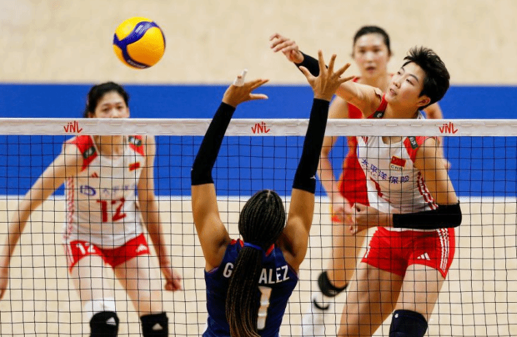 世界女排联赛：中国队不敌多米尼加队