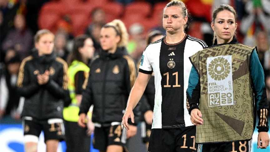 女足世界杯丨夺冠热门德国女足爆冷小组出局