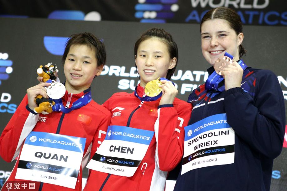 [图]跳水世界杯总决赛:中国队包揽女子10米台冠亚军