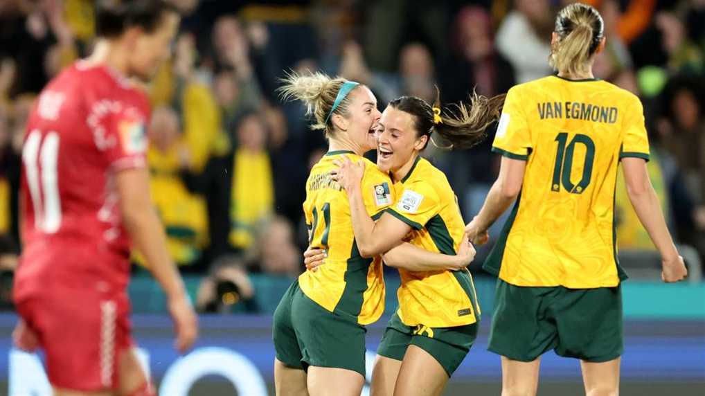 女足世界杯  澳大利亚队击败丹麦队时隔八年再进八强