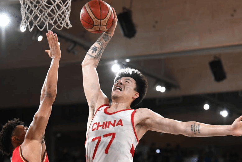 篮球——德国超级杯：中国队不敌德国队