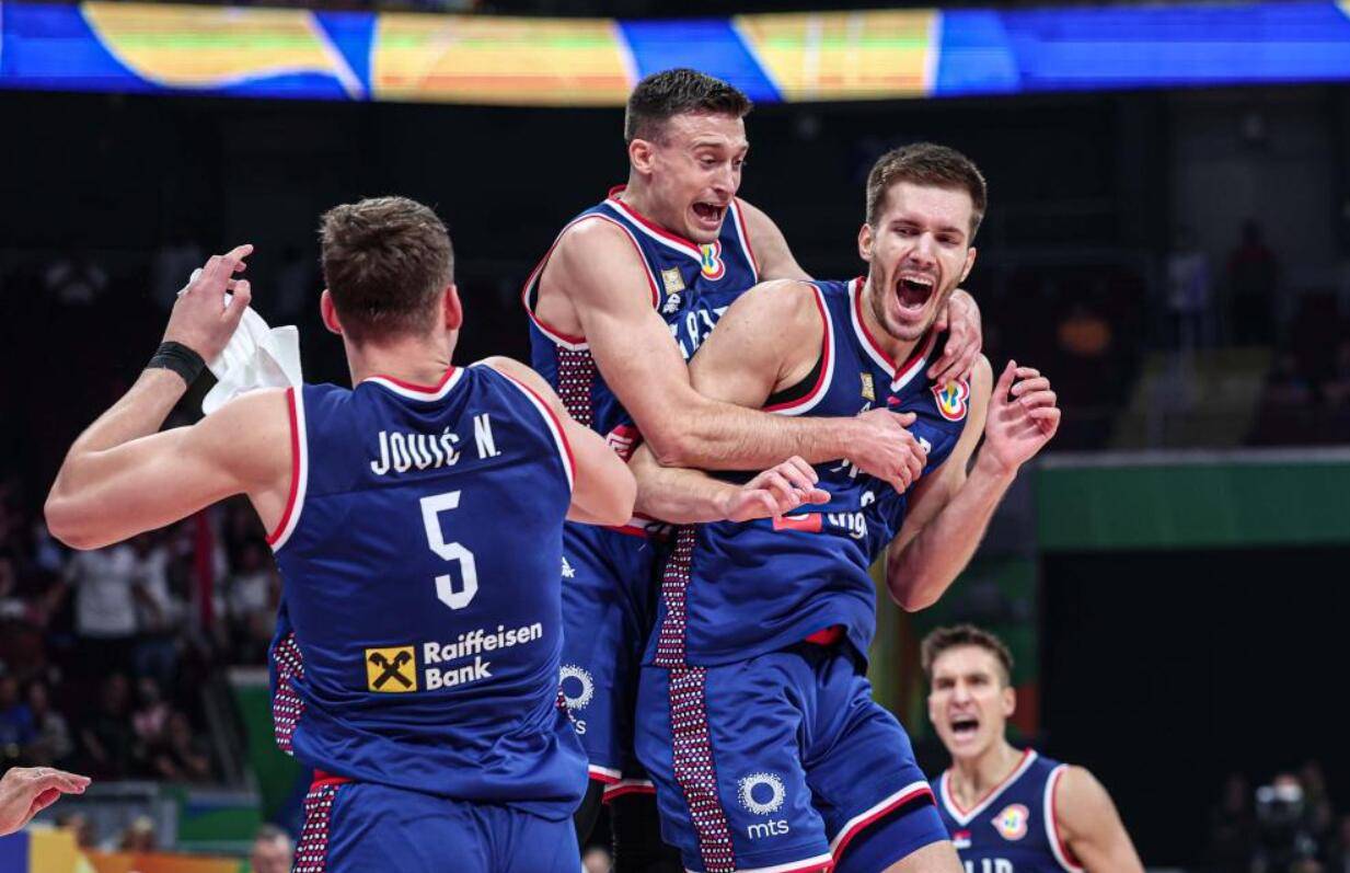 篮球世界杯 综合消息：塞尔维亚、美国挺进四强