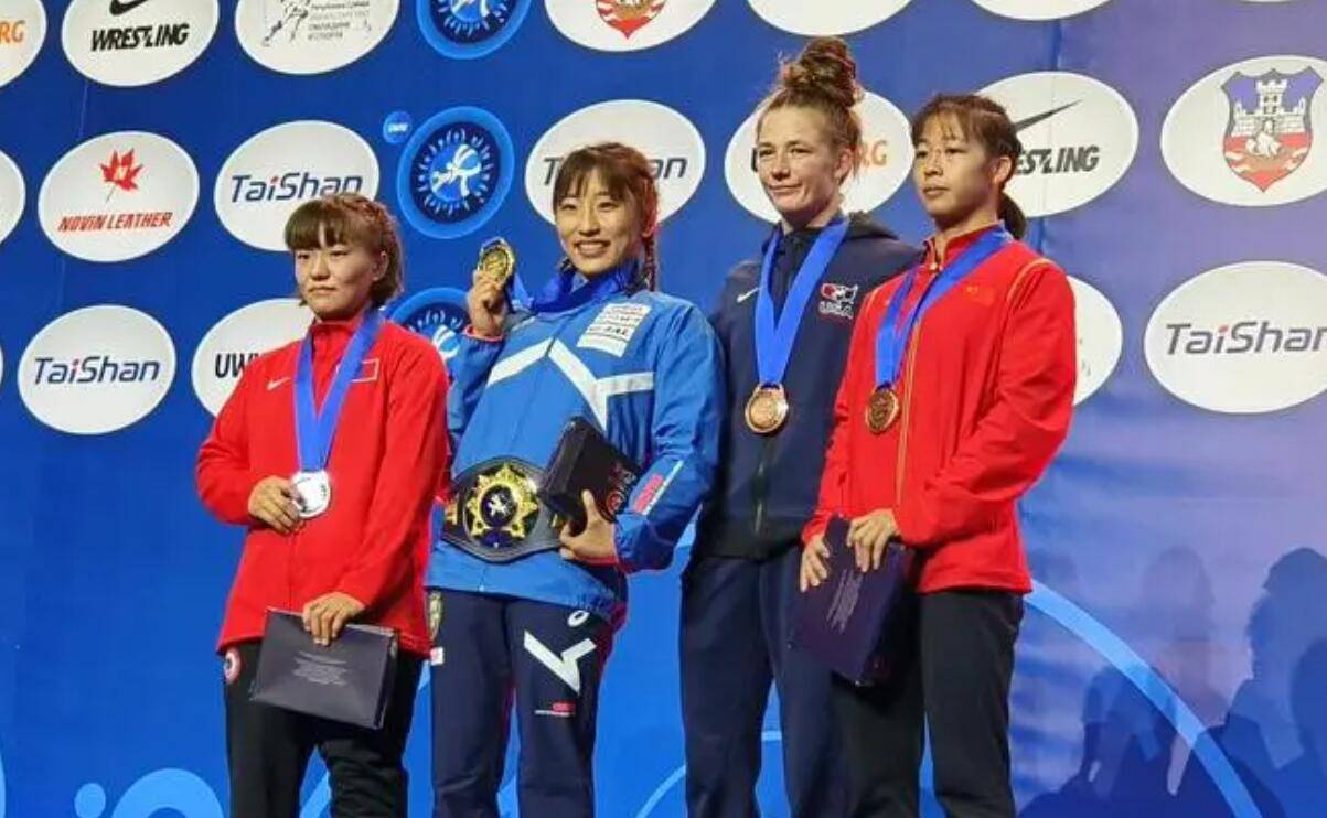 摔跤世锦赛：中国队收获女子50公斤级巴黎奥运会“门票”