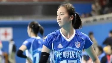 上海女排紧抓训练 实现联赛四连胜 争取打一场进一步