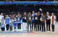 致敬岁月 北京男篮邀请球迷冬至观赛CBA