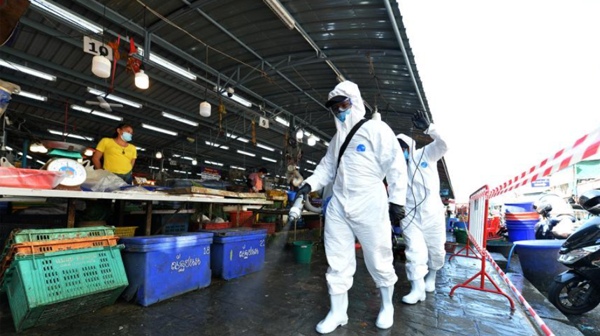 泰国海鲜市场暴发新冠疫情 感染人数已升至689人