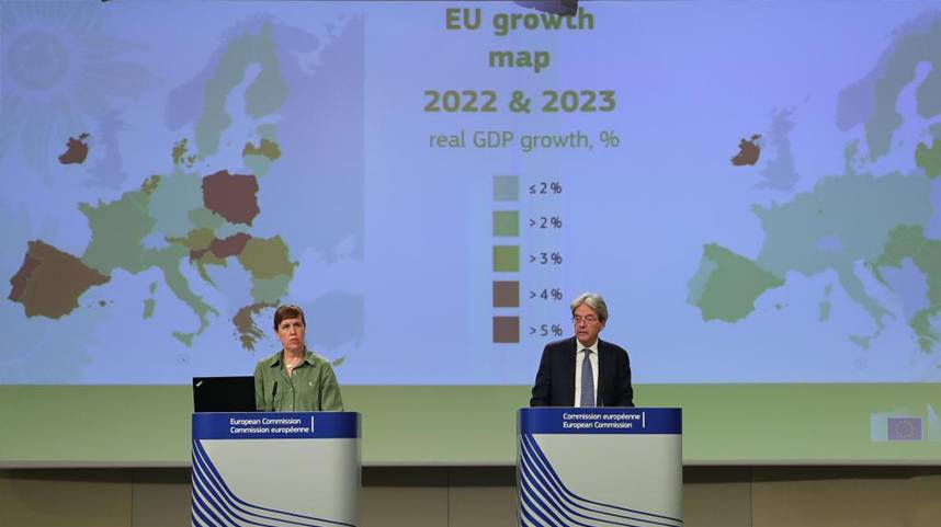 欧盟下调明年经济增长预期
