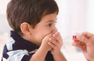 孩子感冒啥时候吃药？滥用抗生素有5大危害