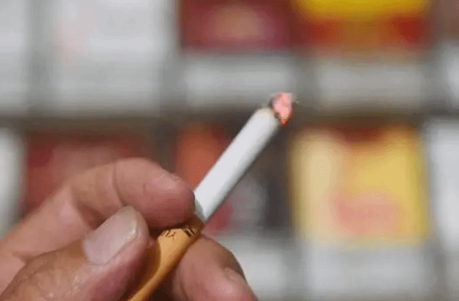 我们都知道吸烟有很多危害 戒烟试试这几种方法