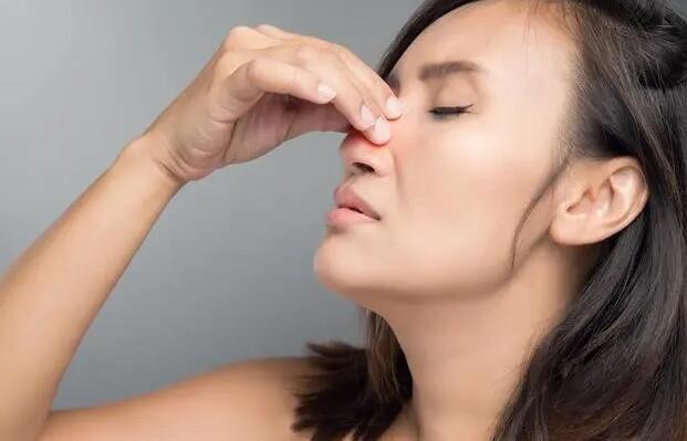 控制过敏性鼻炎 你还得管住嘴