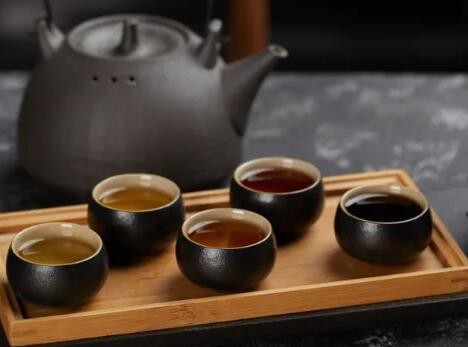 喝茶的确能降低心血管风险 但这4种最好别喝