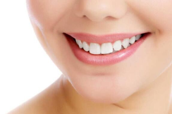 牙齿整形的3种方式 帮你解决牙齿问题