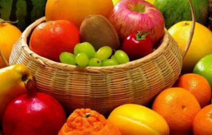 不适合老人吃的水果有哪些？吃水果的2禁忌