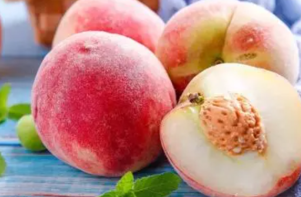 如何清洗桃子上的毛？经常吃桃子有6大好吃