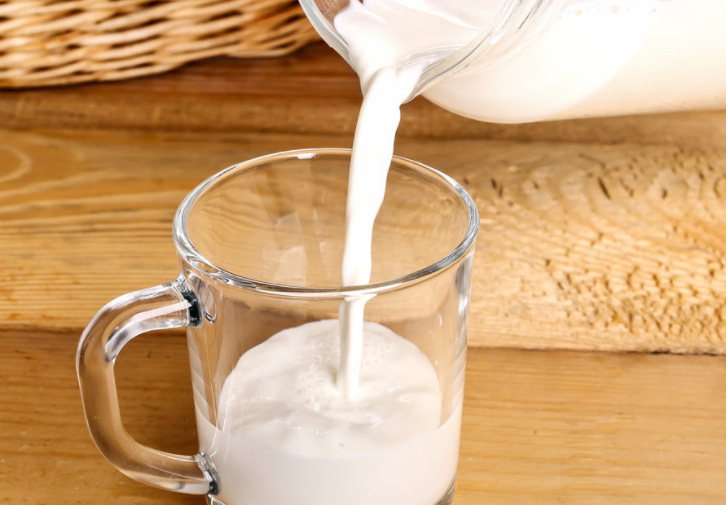 喝牛奶会发胖吗？减肥期间喝牛奶要注意3点