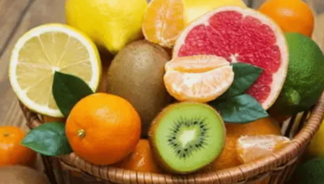 这几种水果不甜多吃易胖 每天摄入300克水果